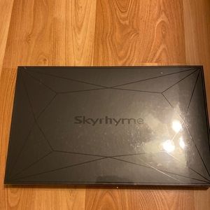 Skyrhyme Digital Picture Frame